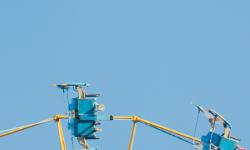 Featured image of post 橙色墨镜