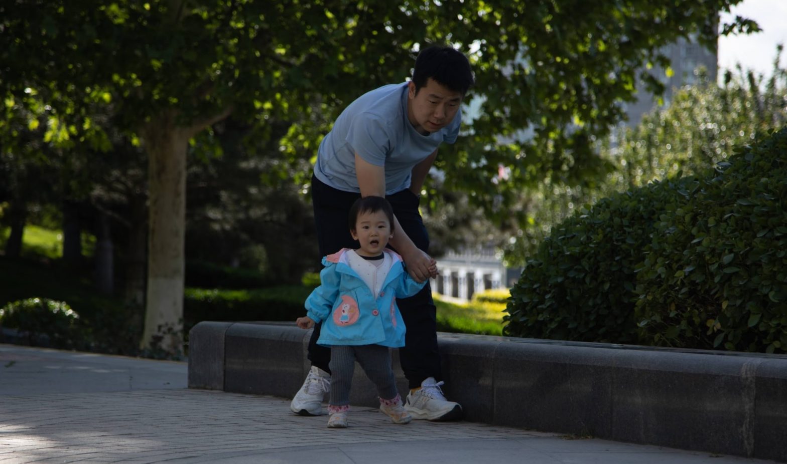 Featured image of post 当爹记其二 · 意识的萌发与焦虑的根基